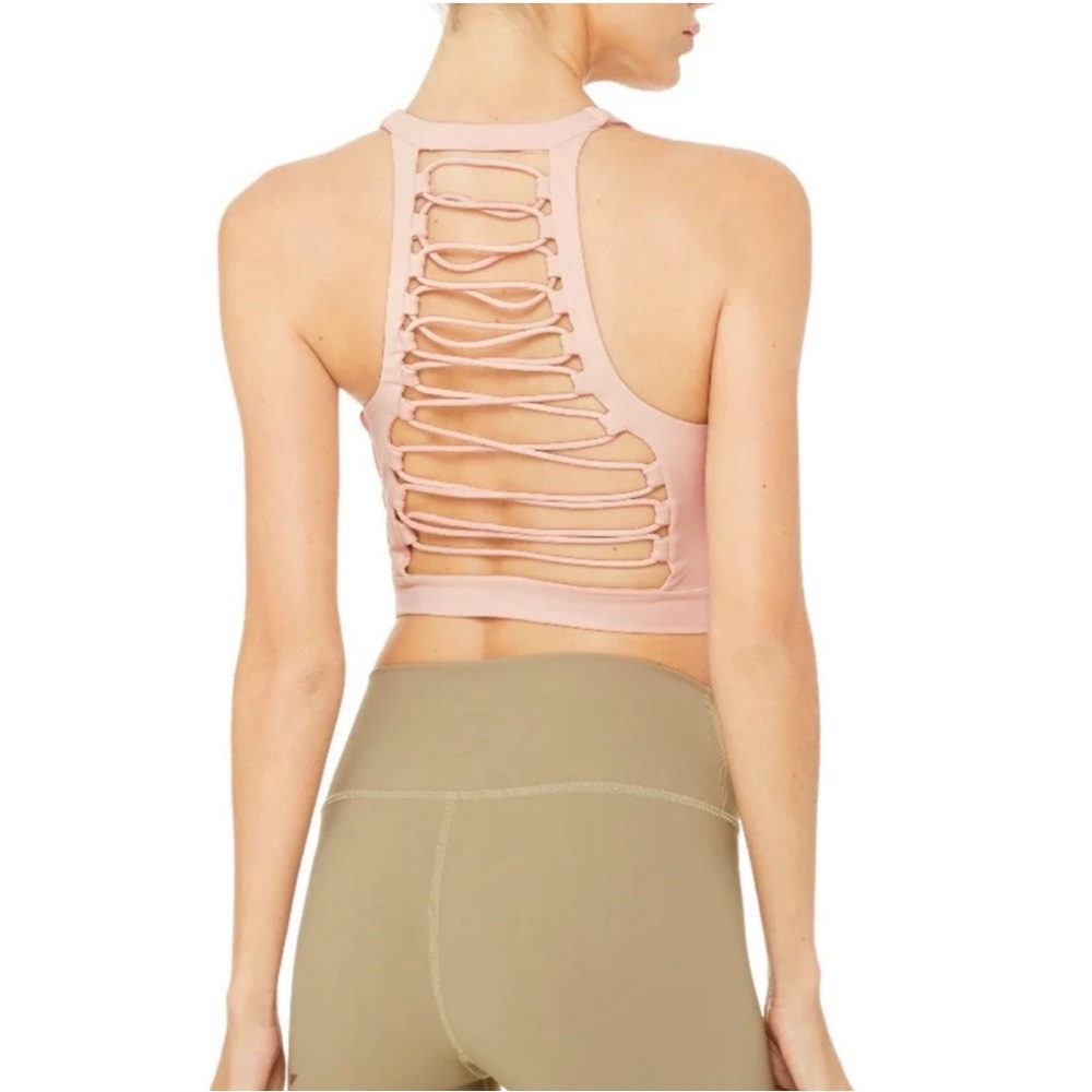 ALO Movement Bra in Nectar